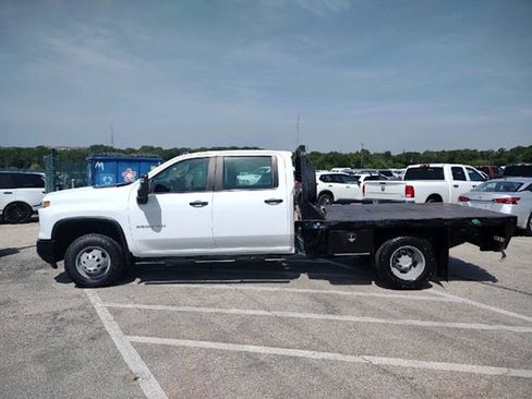 Used 2024 Chevrolet Silverado 3500 W/T w/ Snow Plow Prep Package AWD/4WD image 6