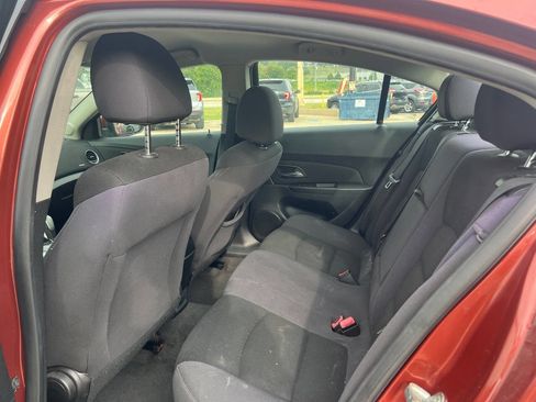 Used 2013 Chevrolet Cruze LT image 7