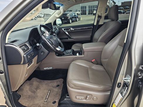 Used 2022 Lexus GX 460 Luxury image 17