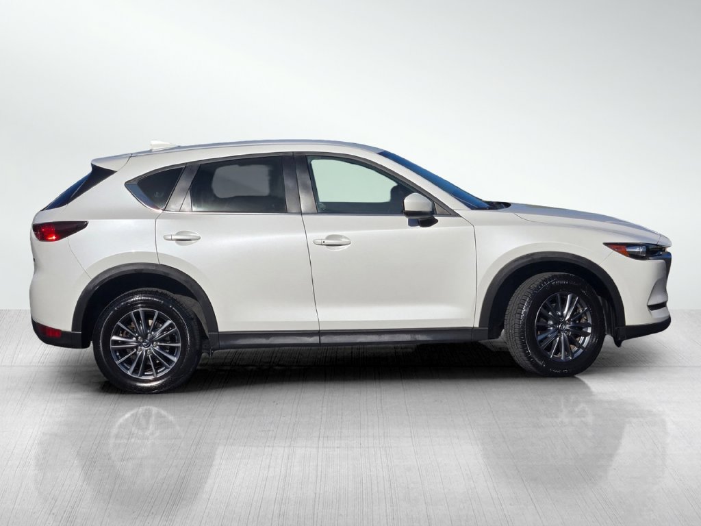 Used 2017 MAZDA CX-5 Touring FWD image 3