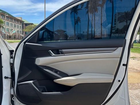 Used 2020 Honda Accord LX image 15