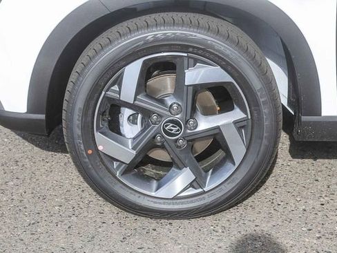 New 2026 Hyundai Venue SEL image 11