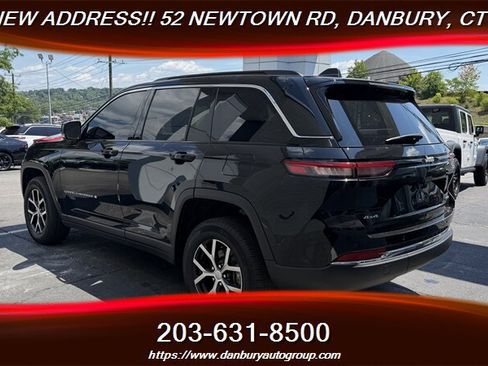 Used 2025 Jeep Grand Cherokee Limited AWD/4WD image 3