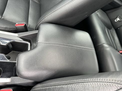 Used 2017 Honda Accord Touring image 37