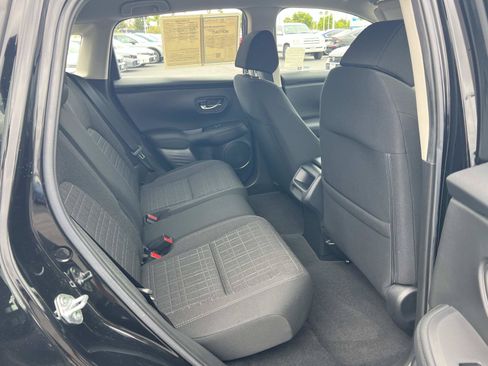 Used 2025 Honda HR-V LX image 29