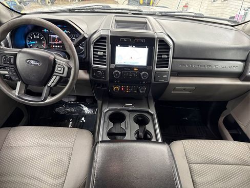 Used 2017 Ford F250 XLT w/ XLT Premium Package image 19