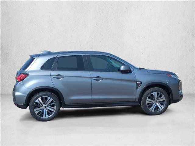 Used 2024 Mitsubishi Outlander Sport AWD image 3