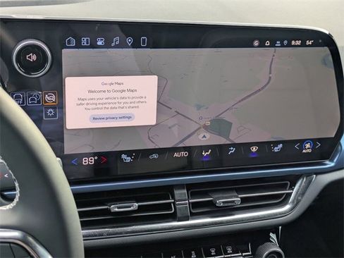 New 2026 Chevrolet Equinox EV LT image 18