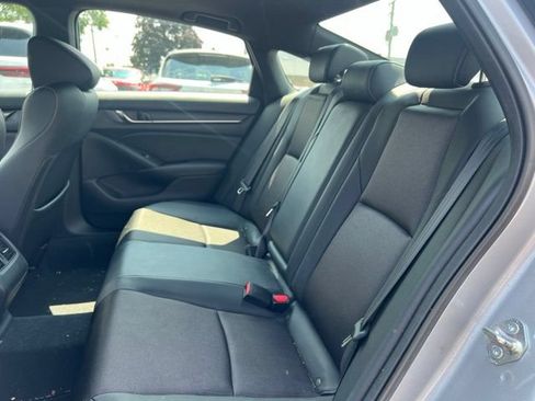 Used 2020 Honda Accord Sport image 10