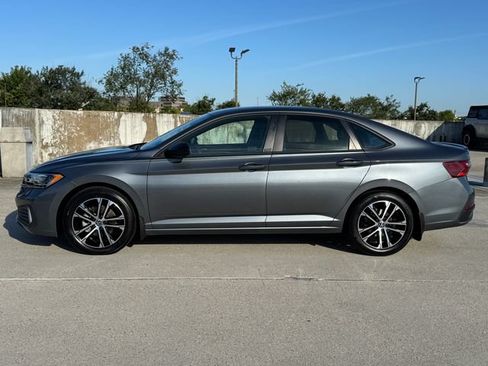 Used 2023 Volkswagen Jetta Sport FWD image 8