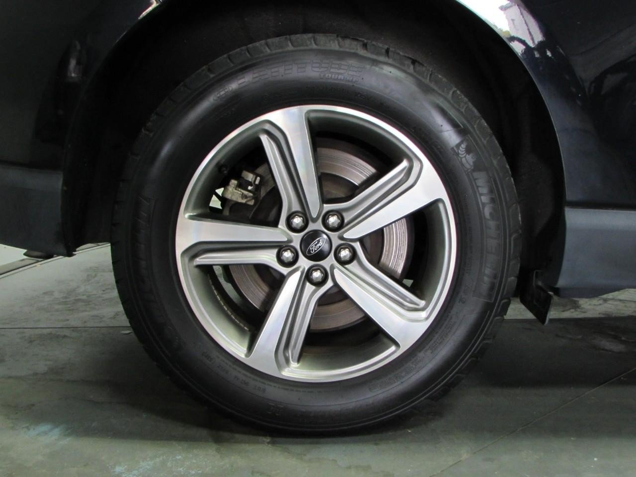 Used 2024 Ford Edge SEL w/ Convenience Package AWD/4WD image 9