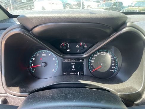 Used 2022 Chevrolet Colorado LT w/ LT Convenience Package AWD/4WD image 18