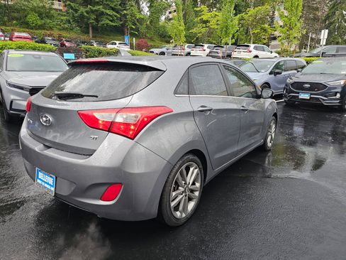 Used 2016 Hyundai Elantra GT w/ Option Group 02 FWD image 7