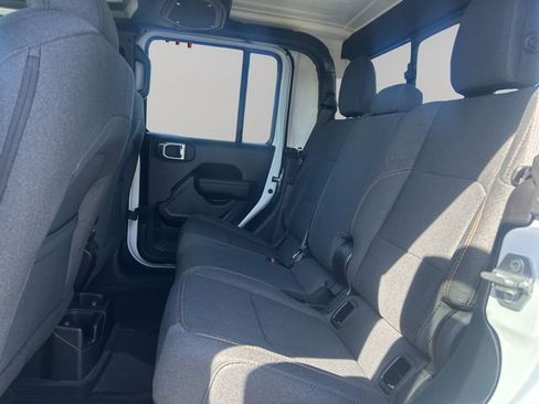 New 2026 Jeep Gladiator Sport image 13