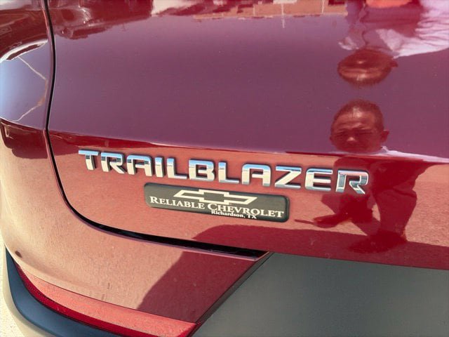 Used 2023 Chevrolet TrailBlazer LS FWD image 7