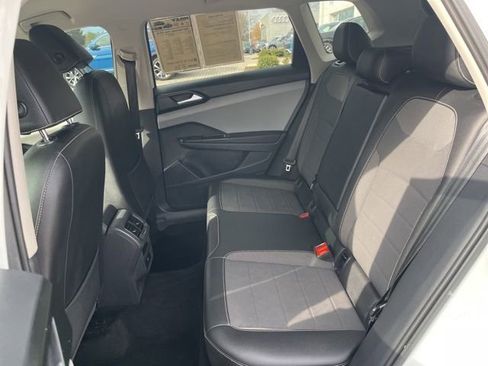 Used 2023 Volkswagen Taos SE image 29