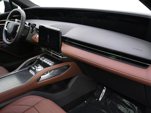 New 2026 Lincoln Nautilus Reserve image 15