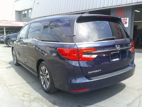 Used 2022 Honda Odyssey EX-L image 6