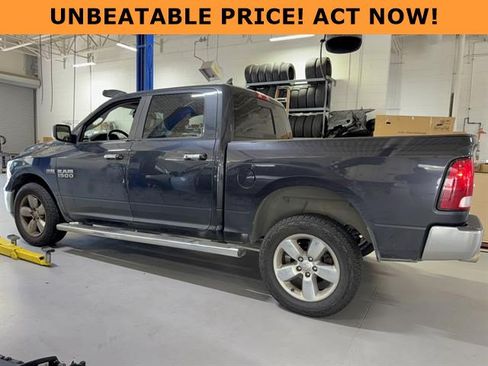 Used 2016 RAM 1500 Lone Star AWD/4WD image 1