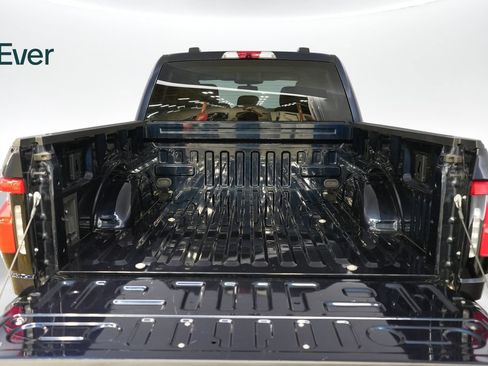 Used 2023 Ford F150 Lightning XLT AWD/4WD image 8