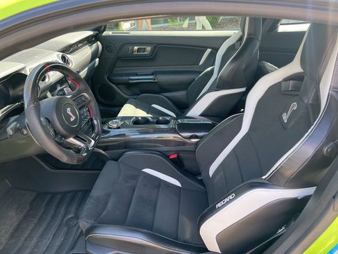 Used 2020 Ford Mustang Shelby GT500 w/ Technology Package RWD image 16