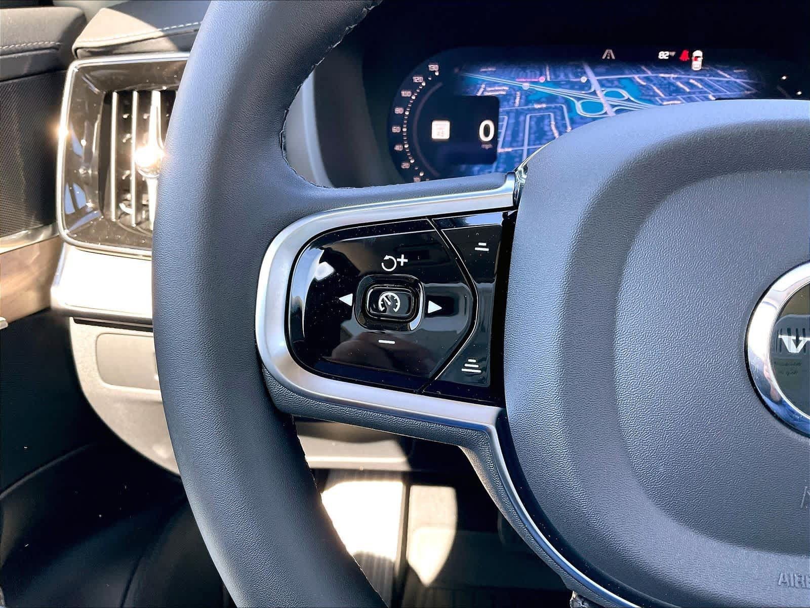 New 2026 Volvo XC90 T8 Core w/ Protection Package Premier AWD/4WD image 17