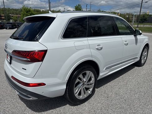 Used 2021 Audi Q7 3.0T Premium w/ Convenience Package AWD/4WD image 3