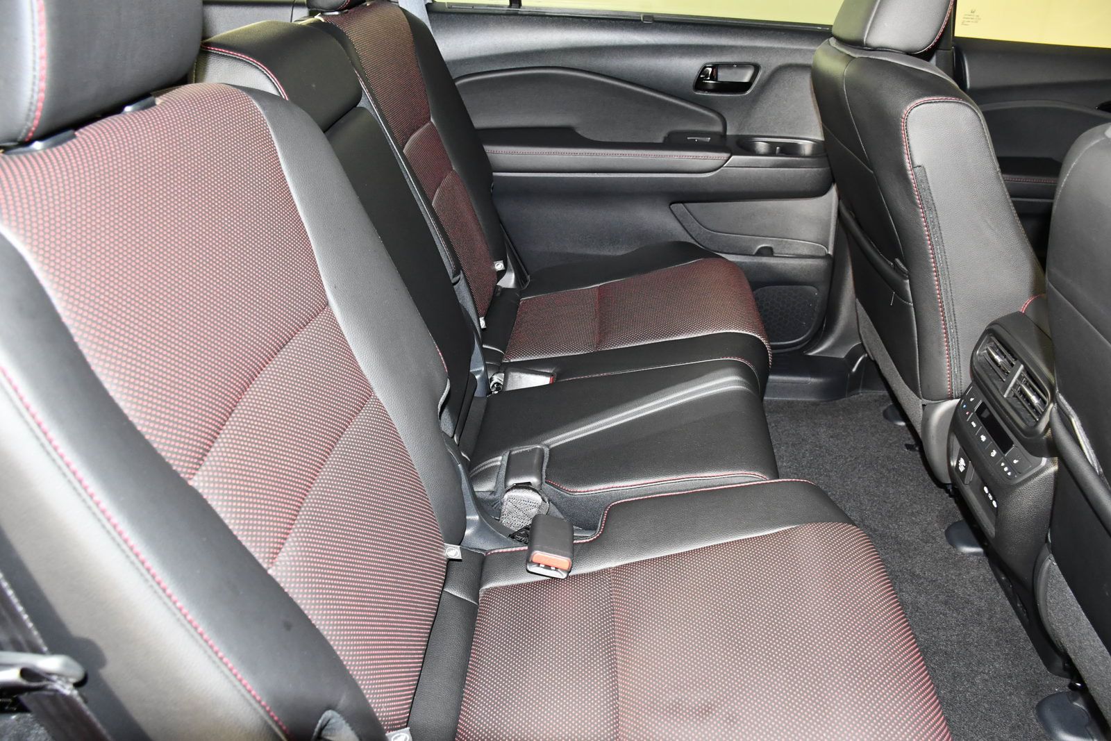 Used 2024 Honda Passport Black Edition image 47
