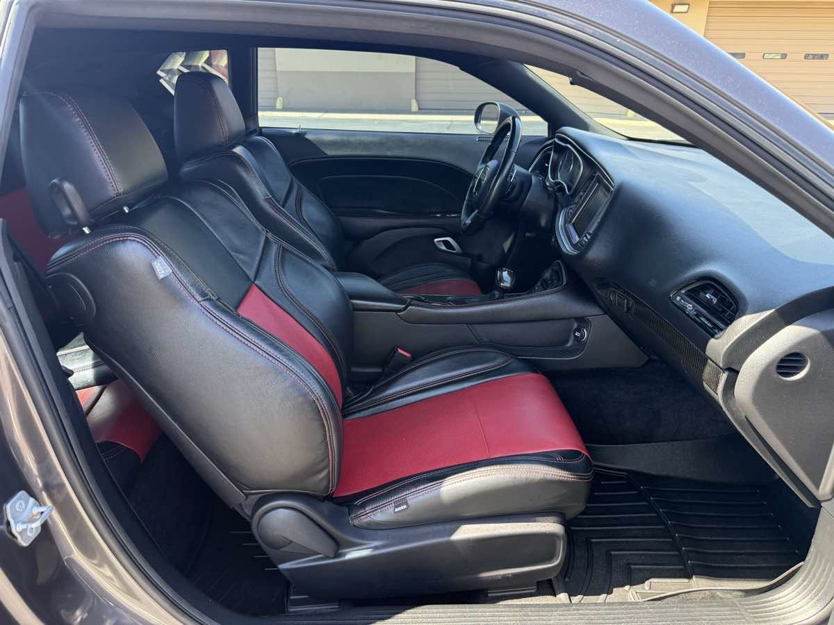 Used 2016 Dodge Challenger R/T Scat Pack RWD image 20