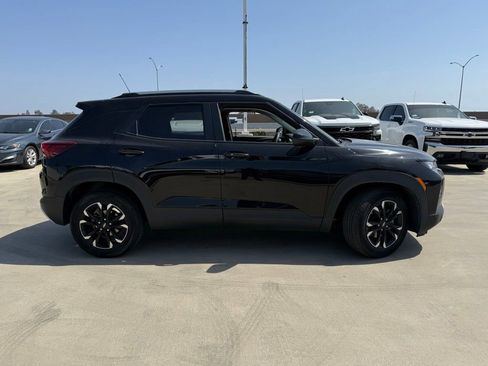 Used 2023 Chevrolet TrailBlazer LT FWD image 10