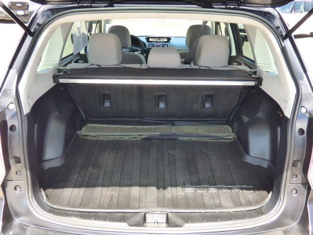 Used 2018 Subaru Forester 2.5i Premium w/ Popular Package #2A AWD/4WD image 12