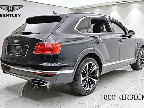 Certified 2017 Bentley Bentayga image 16