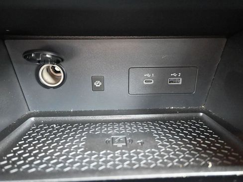 Used 2024 Nissan Pathfinder Platinum w/ Cargo Package AWD/4WD image 19