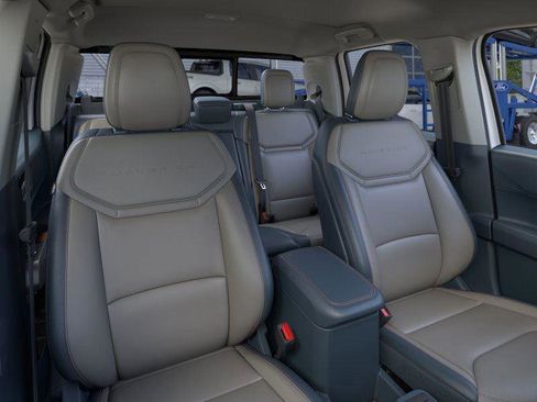 New 2026 Ford Maverick Lariat image 10