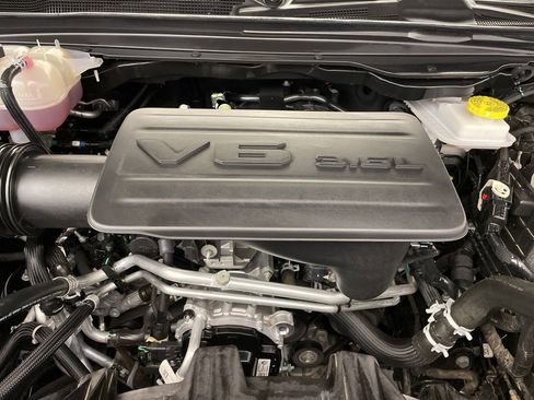 Certified 2025 RAM 1500 Big Horn image 28