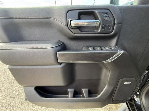 Certified 2022 GMC Sierra 2500 AT4 w/ AT4 Preferred Package image 12