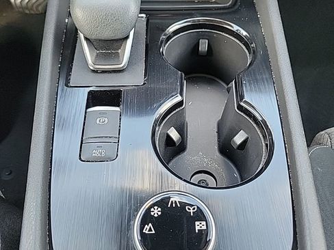 Certified 2022 Nissan Rogue SV image 23