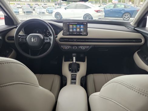 Used 2025 Honda HR-V EX-L image 15