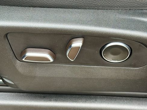 Used 2021 GMC Yukon Denali w/ Denali Ultimate Package image 26