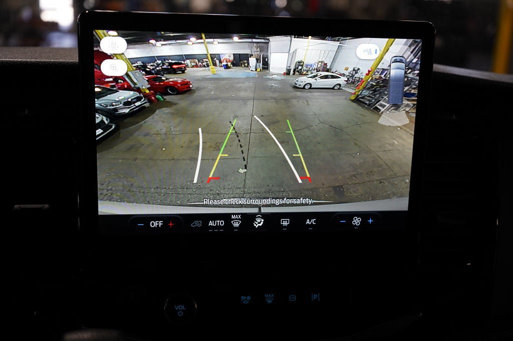 Used 2024 Ford Transit 350 XLT RWD image 23
