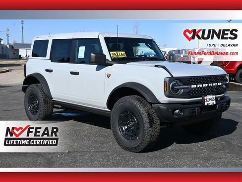 New 2026 Ford Bronco Badlands image 1