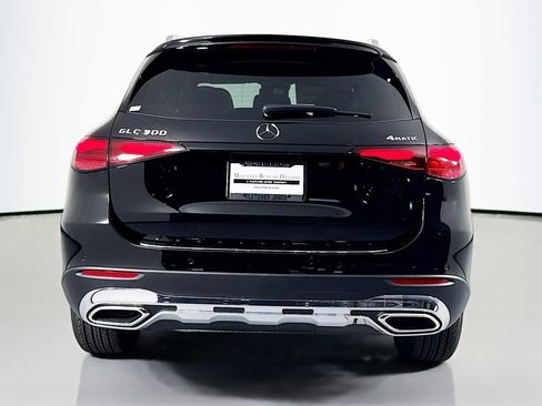 New 2026 Mercedes-Benz GLC 300 4MATIC image 3