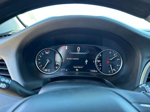 Used 2021 Buick Enclave Avenir w/ Avenir Technology Package AWD/4WD image 15