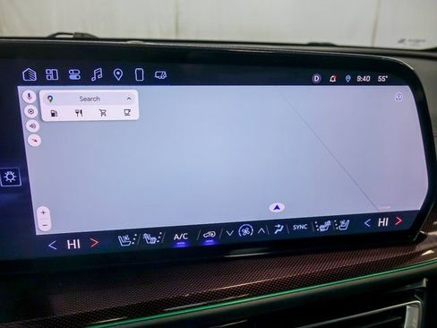 Certified 2024 Chevrolet Traverse RS image 25