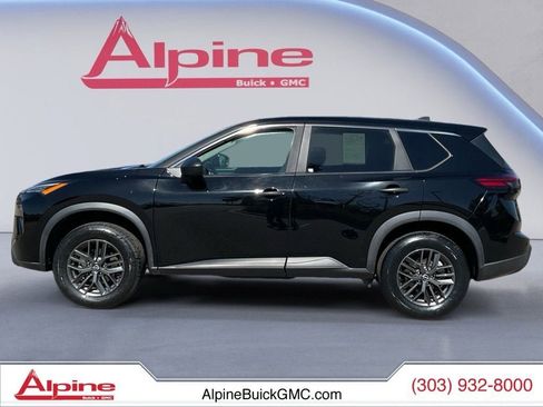 Used 2024 Nissan Rogue S FWD image 2