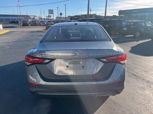 Used 2020 Nissan Sentra SV image 4