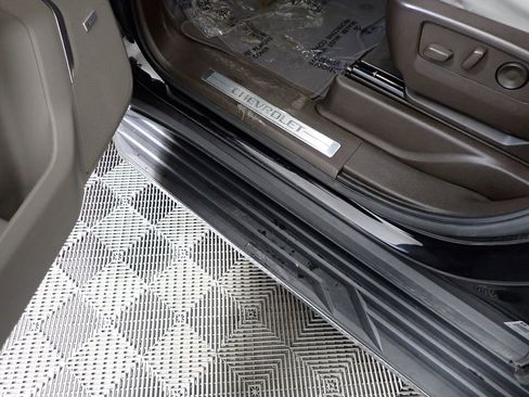 Used 2021 Chevrolet Tahoe LT image 22