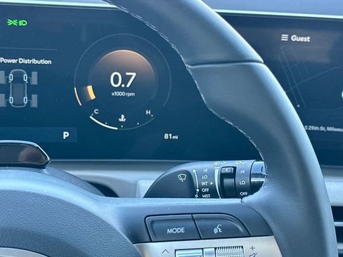 New 2025 Hyundai Tucson SEL image 17