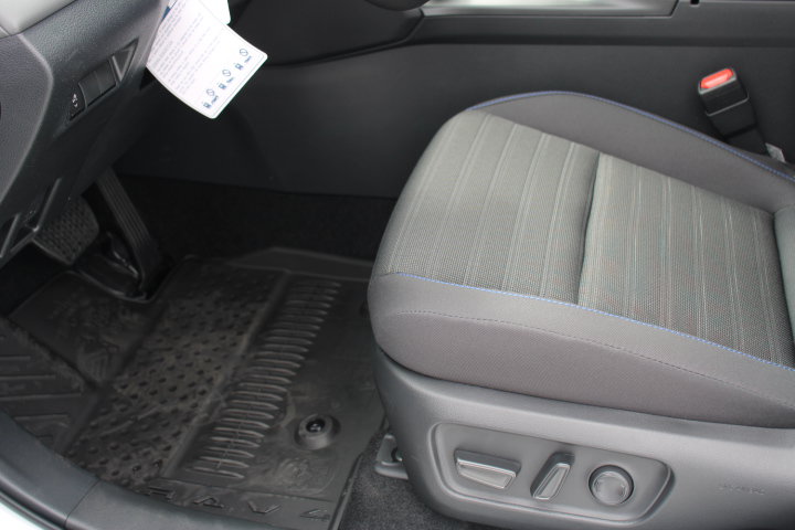 New 2026 Toyota RAV4 SE w/ Convenience Package AWD/4WD image 11