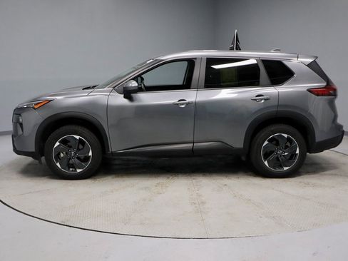 Certified 2024 Nissan Rogue SV image 10